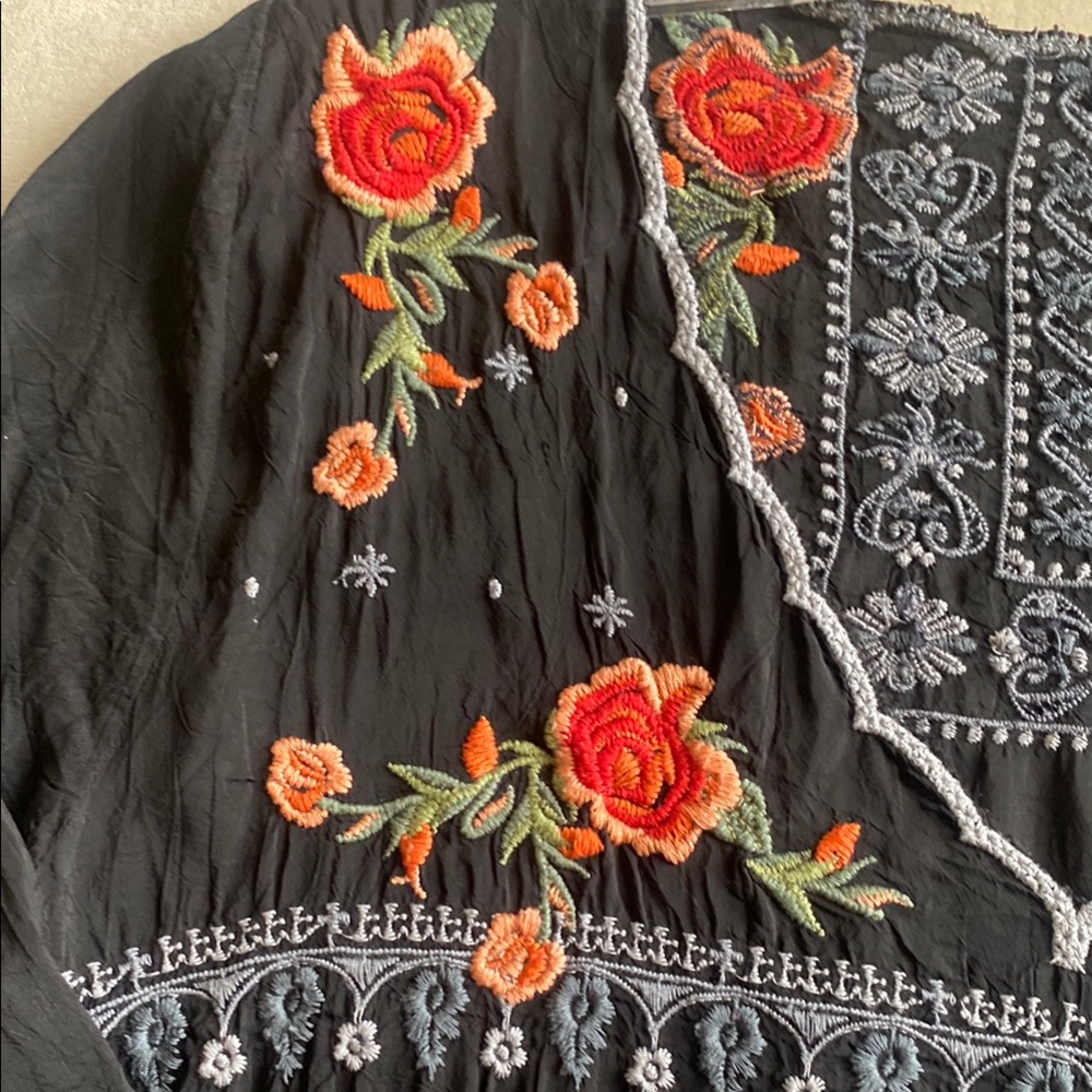 Embroidered Black Top with Floral Accents - Picture 4 of 7
